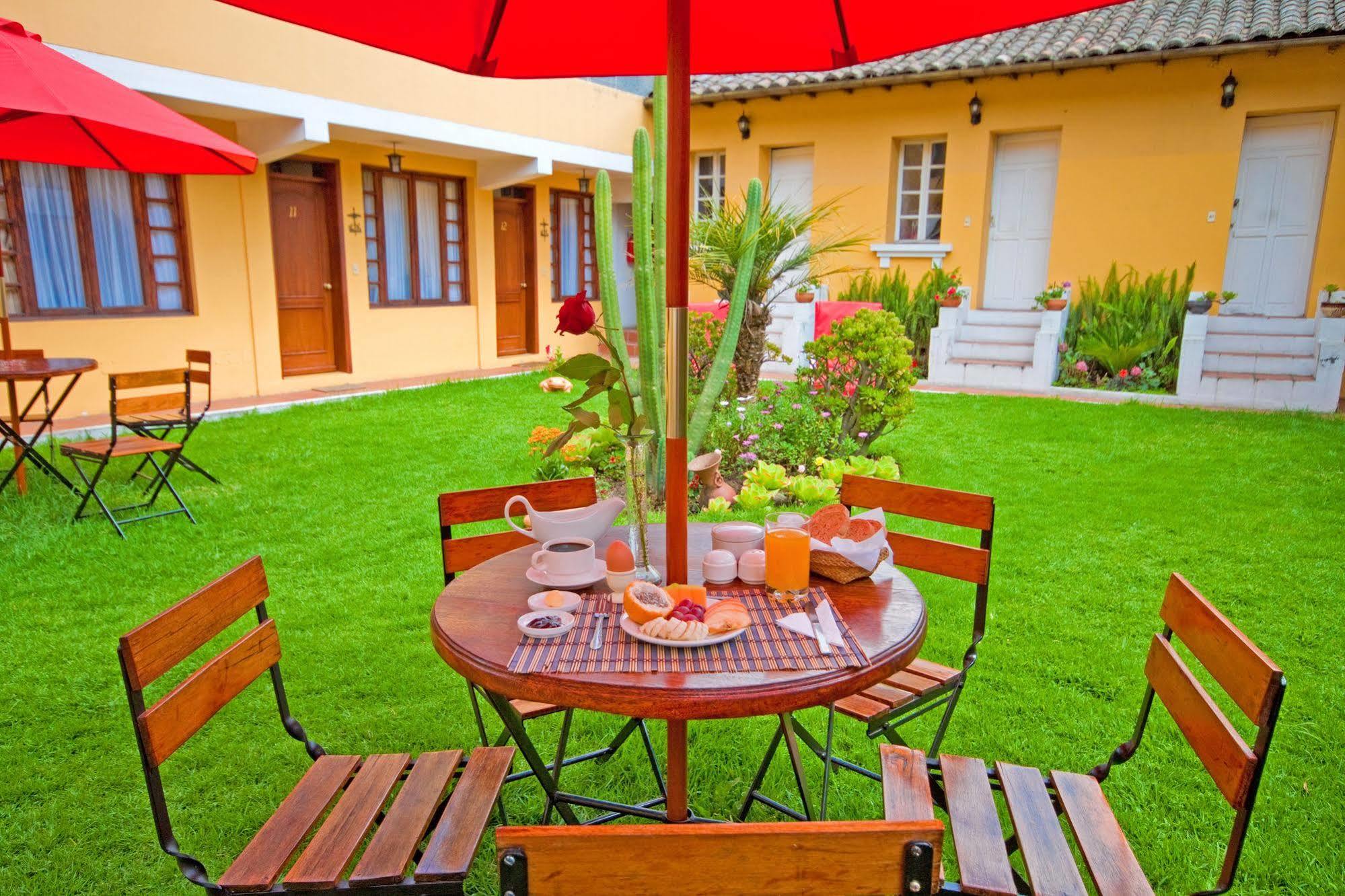 Hotel La Cartuja Кіто Екстер'єр фото